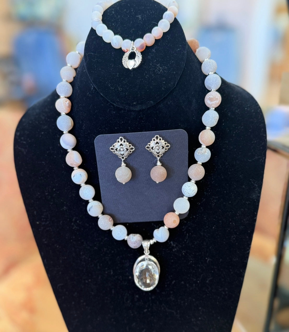 Druzy Agate on s/s Post (LJ596)