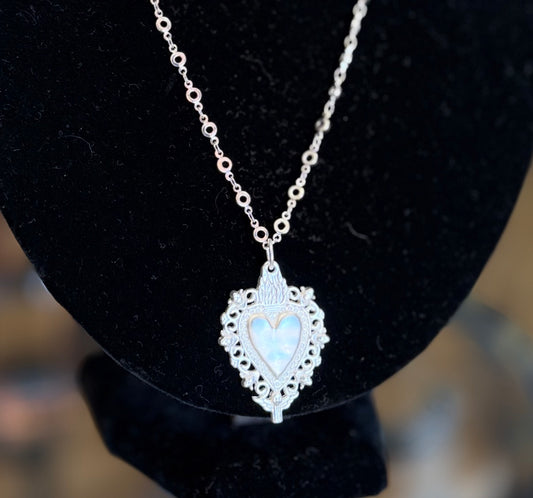 Silver Chain w/ Matte Silver Heart Necklace (LJ575)