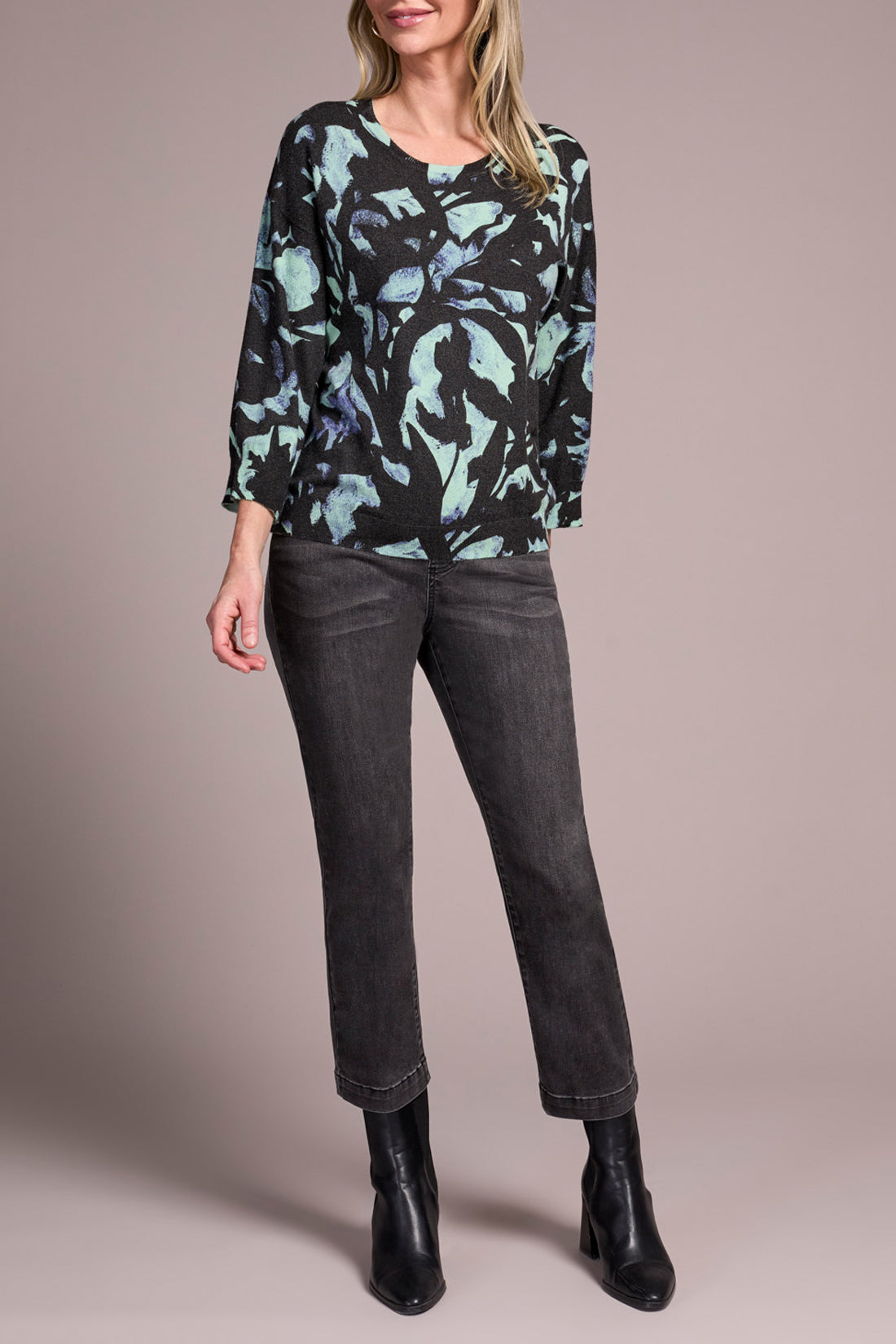 Soft Yarn Three Quarter-Sleeve Crewneck Sweater