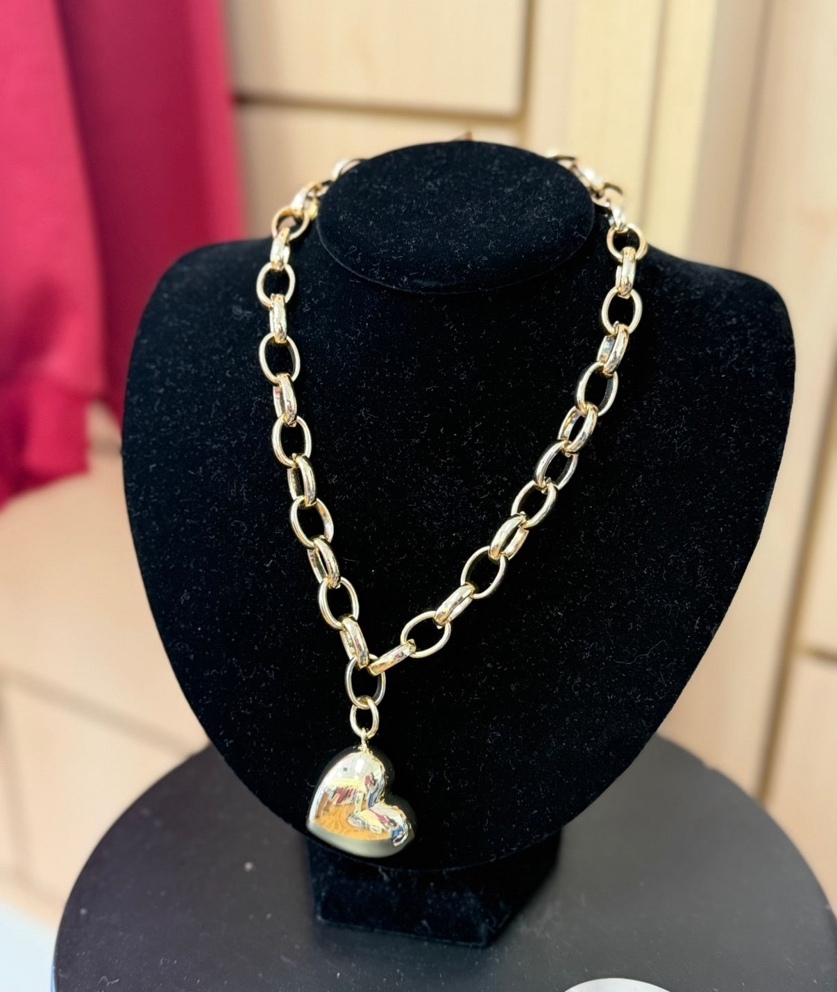 Chunky Gold Chain Heart Necklace (LJ590)