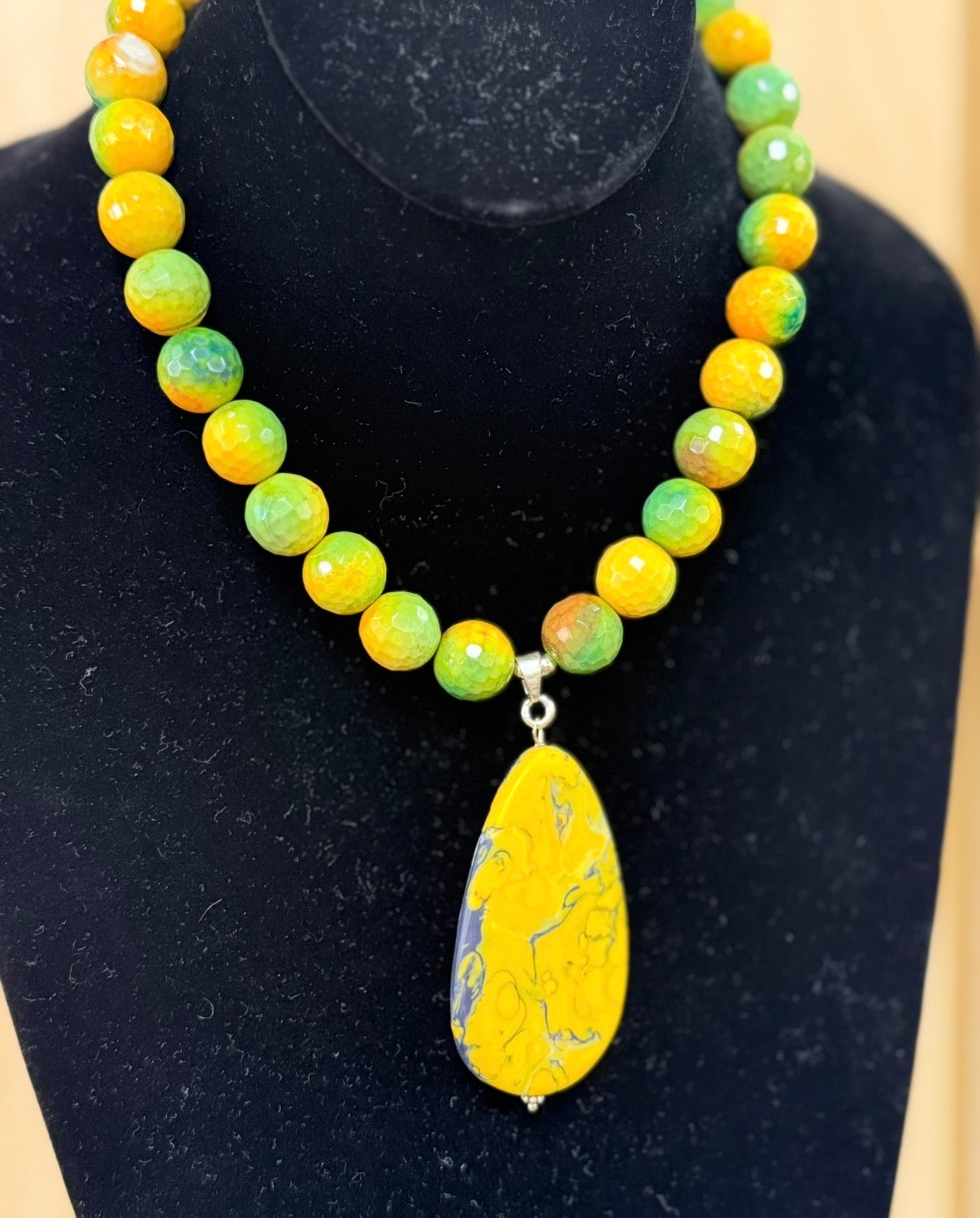 Green & Yellow Jade w/ Acrylic Yellow Pendant (LJ587)