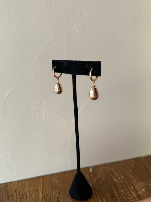 JA Designs Gold Teardrop Hoop Earrings