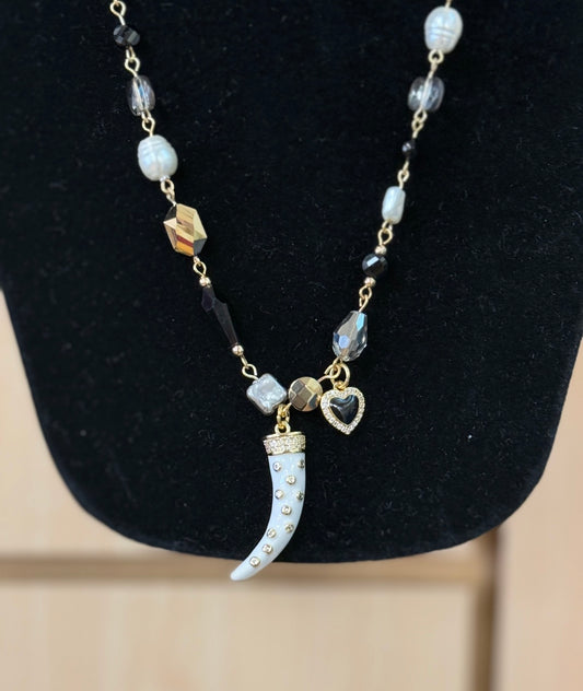Pearl, Crystal, Black Rosary Chain w/ Horn & Heart (LJ580)