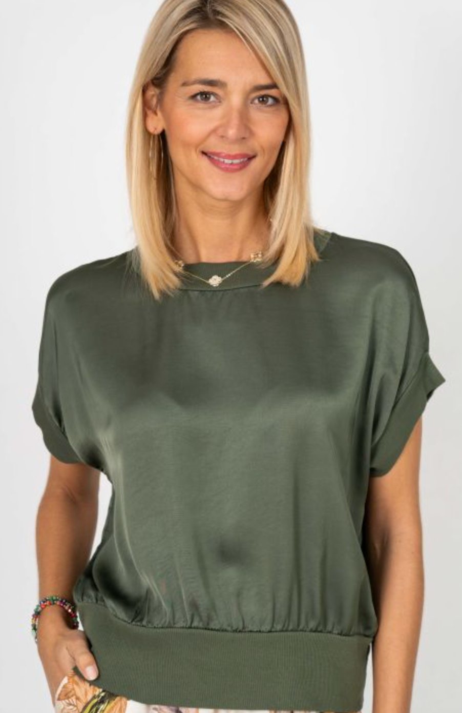 Ribbed Knit Trimmed Blouse