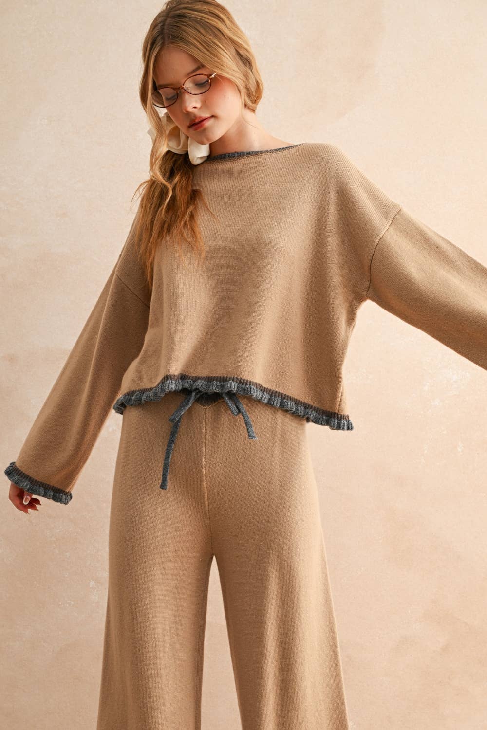 Ruffled Hem Detail Knit Top